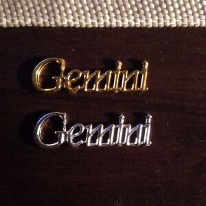 NEW GEMINI ZODIAC GOLD & SILVER TONE 3D METAL NAIL CHARMS (2PCS)